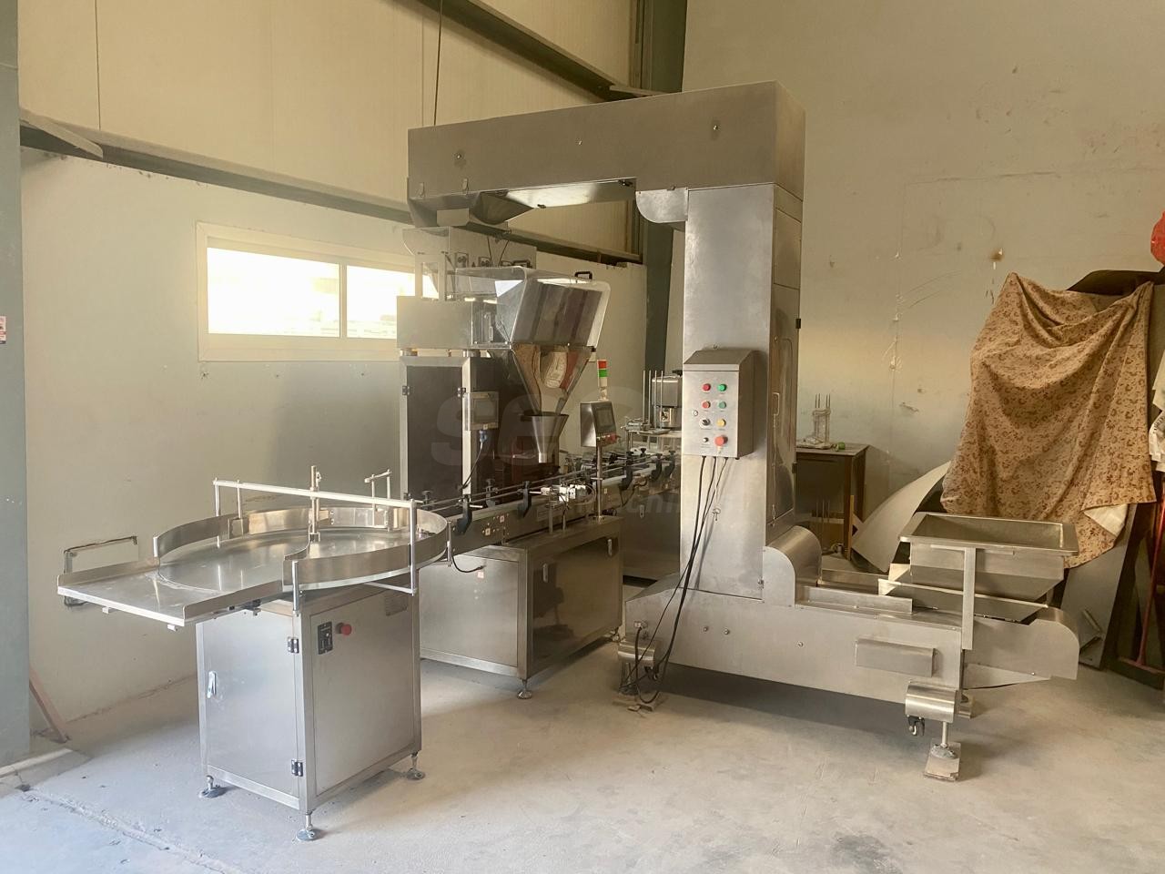 Automatic Seed Filling & Sealing Machine.